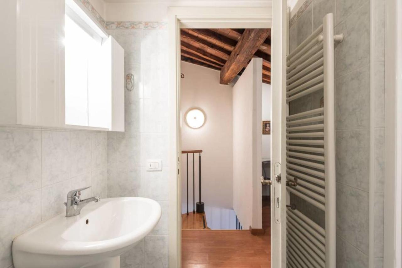 Lovely Loft 2 Steps From The Cathedral In Florenz Exterior foto
